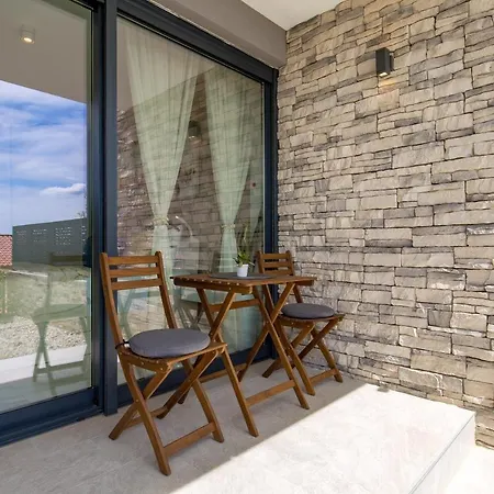 House7e Vila Smrika