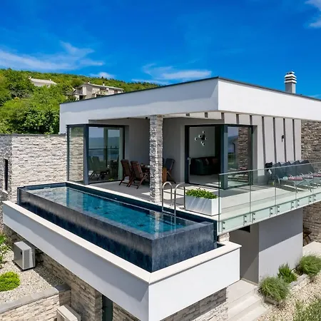 House7e Villa Smrika