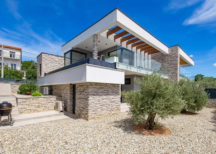 Villa House7e Šmrika